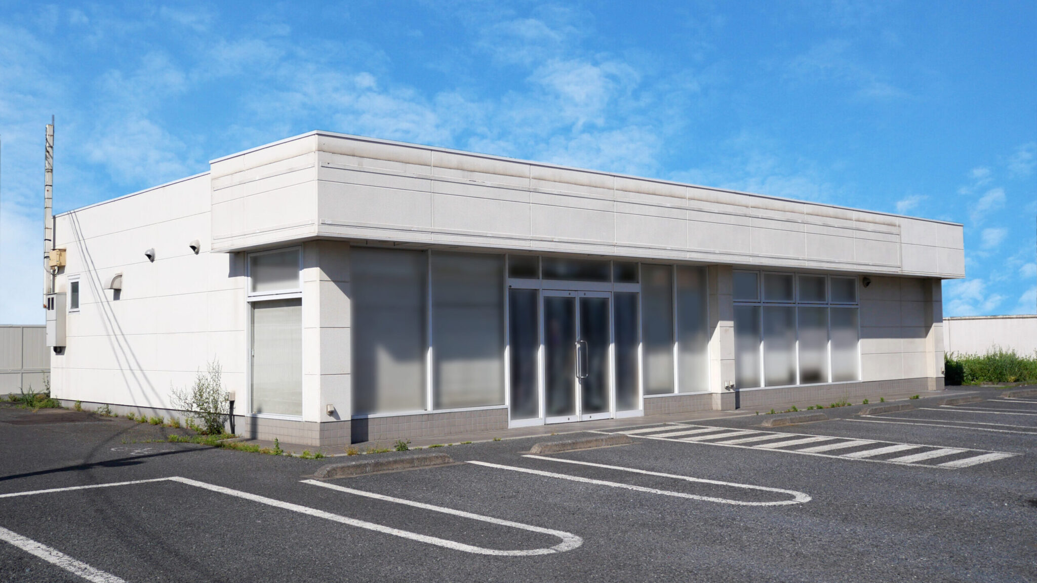 閉店か事業譲渡か？コインランドリー店舗をまるごと売却するメリット・デメリット