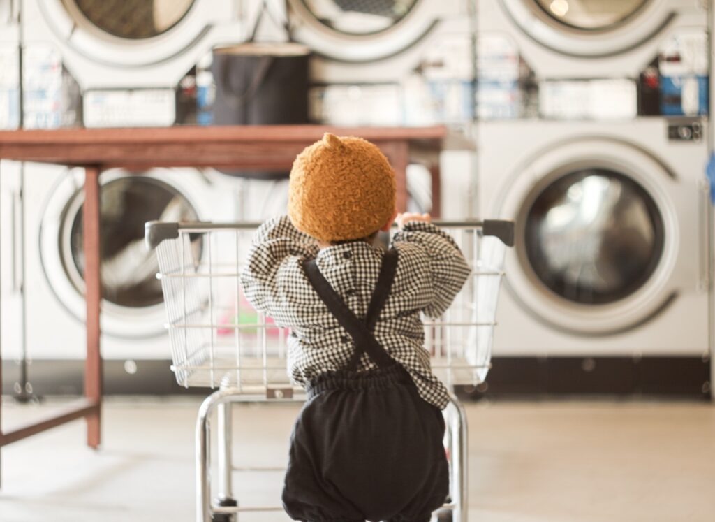 小規模店舗（5坪〜）でも儲かる? 狭小スペースで実現する中古コインランドリー経営術